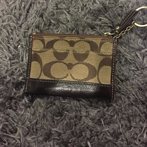 Coach change wallet