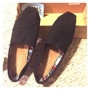 Women TOMS