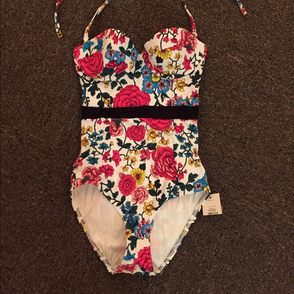 Topshop One Piece w/Tags Floral and Trendy!