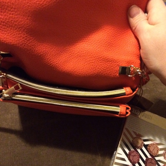 Coral clutch or Crossbody - Picture 2 of 3