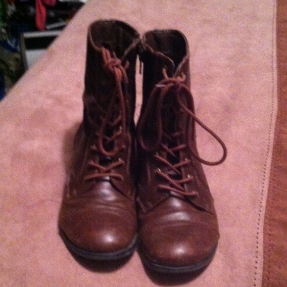 Distressed Brown Combat Boots