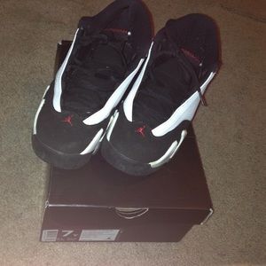 Air Jordan Retro Black Toe 14s