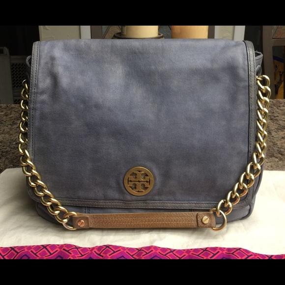 Tory Burch Handbags - 🎉Host Pick🎉12/6 LOWEST PRICE Tory Burch Satchel