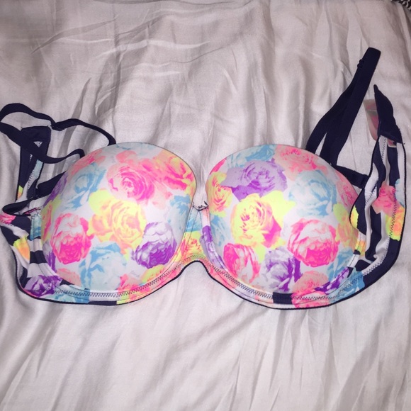 Victoria's Secret PINK Strapless bra