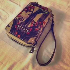 Sakroots Wristlet / Crossbody wallet