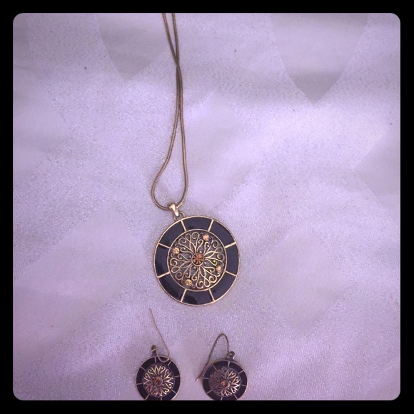 Jewelry set - Picture 1 of 1