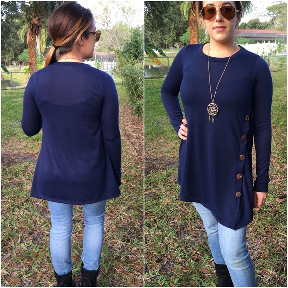 SALE💋Side button tunic in blue - Picture 2 of 2