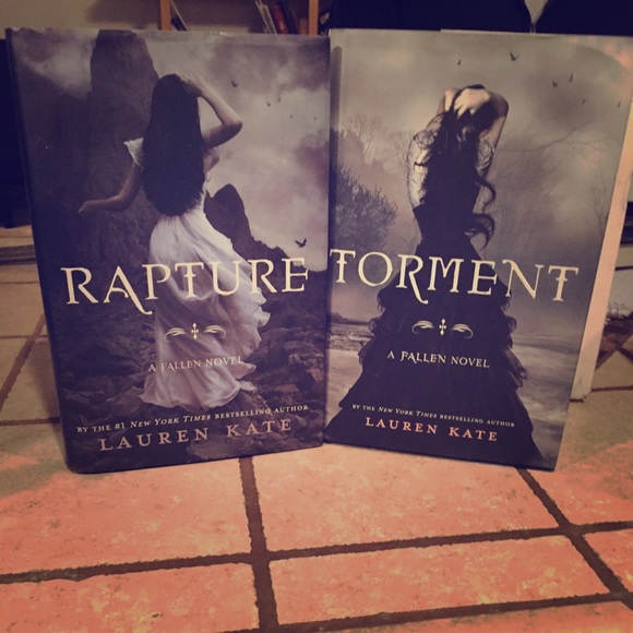 Fallen Series books + Where She Went