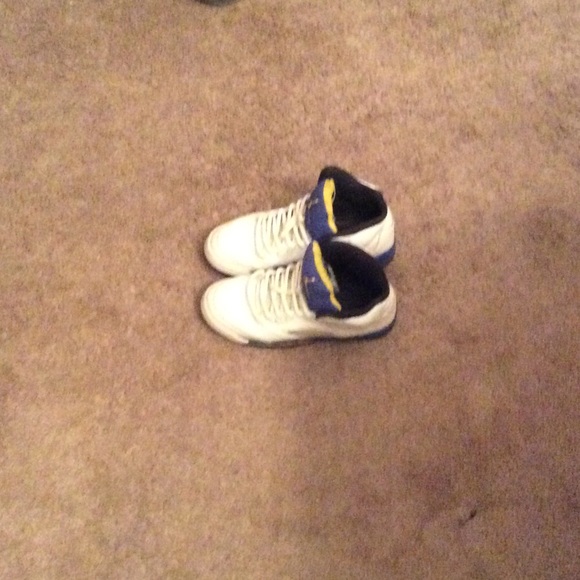 Jordans laney 7