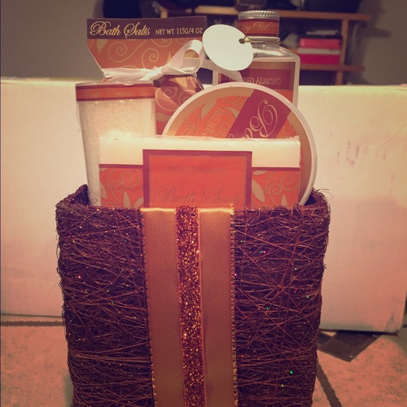 Adorable bath bundle gift