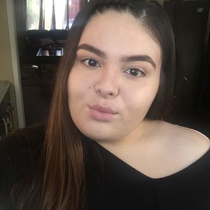 Meet your Posher, Kyla