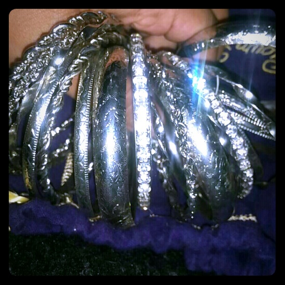 Boot Barn Bracelets (: - Picture 1 of 3