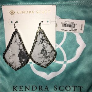 NWT Kendra Scott Alexendra Howlite Earrings