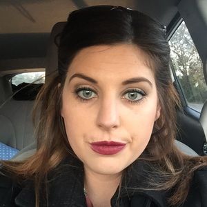 Meet your Posher, Ivy