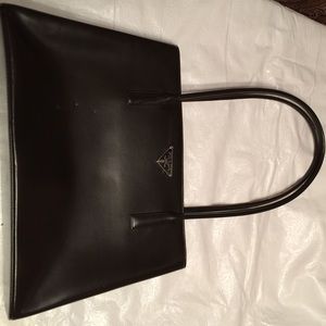 Dark brown prada shoulder bag/handbag