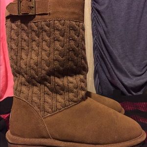 Bearpaw boots