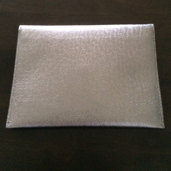 🚫SOLD ON MERCARI🚫 MichaelKors Passport Case BNWT - Picture 3 of 3