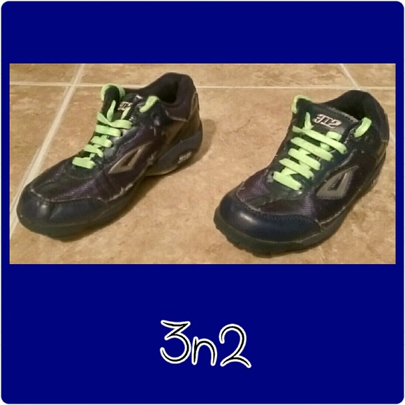 Youth 3n2 cleats