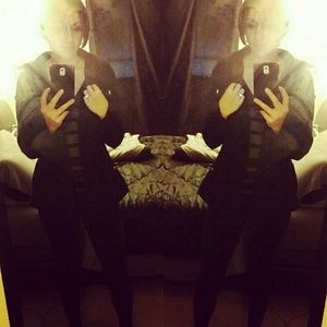 Meet your Posher, Raquel