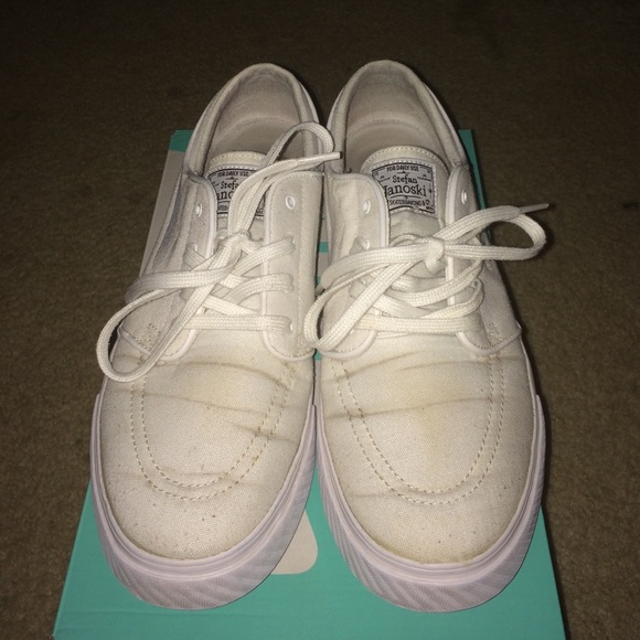 all white janoskis