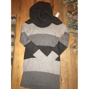 NWT H&M Grey Turtleneck Sweater Dress