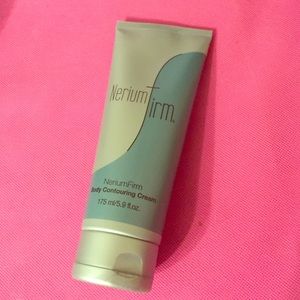 Nerium Firm Body Contourimg Cream 175 ml.