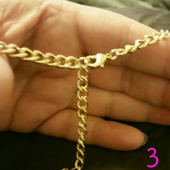 💜Beautiful statement necklace NWOT - Picture 4 of 4