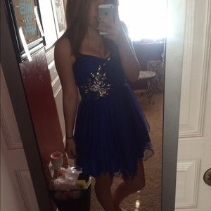 Homecoming / Formal Dress