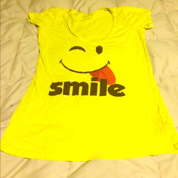 Short sleeve SMILE shirt