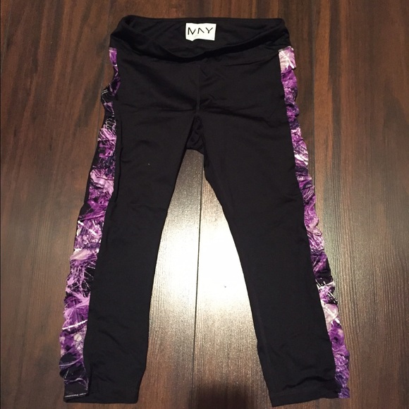 Workout pants - Picture 1 of 3