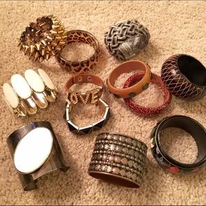 Bundle of 15 bracelets