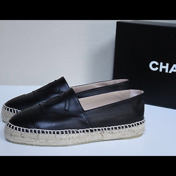 ❗️SOLD❗️Black lambskin Chanel espadrilles - Picture 2 of 4