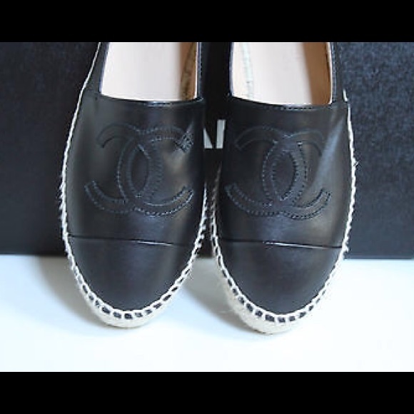 ❗️SOLD❗️Black lambskin Chanel espadrilles - Picture 3 of 4