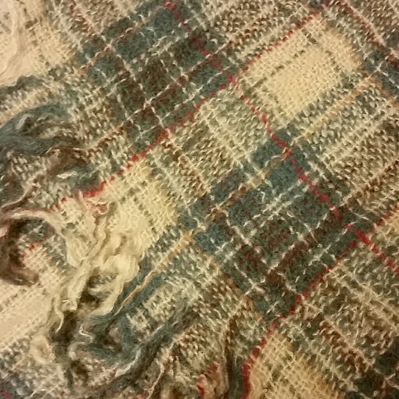 Cream Plaid Scarf - Picture 2 of 2