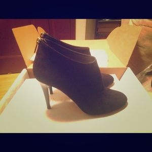 💋authentic Jimmy Choo black high heel boot!