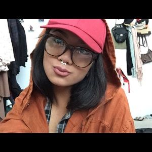 Meet your Posher, Lynnea