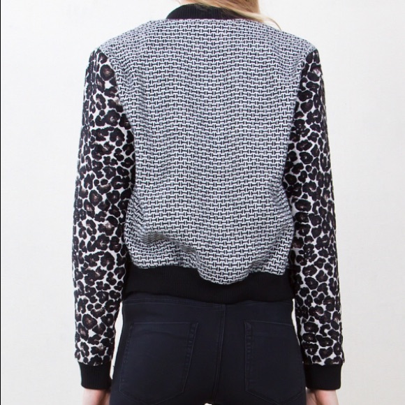 Tiki Bomber - Picture 2 of 3