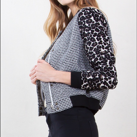 Tiki Bomber - Picture 3 of 3