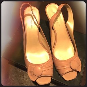 Anne Klein pink button heels:)