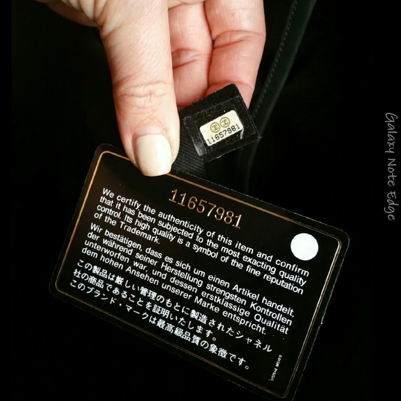 100% AUTHENTIC CHANEL 8 KNOTS TOTE BAG - Picture 4 of 4