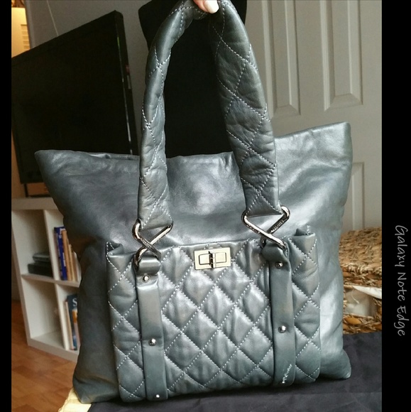 Sold outADDITIONAL PICTURES FOR CHANEL 8 KNOTS BAG - Picture 1 of 4