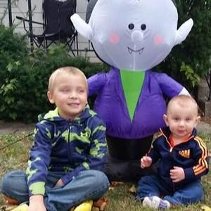 Meet your Posher, Lori