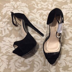 ✨ Black Suede Platforms✨