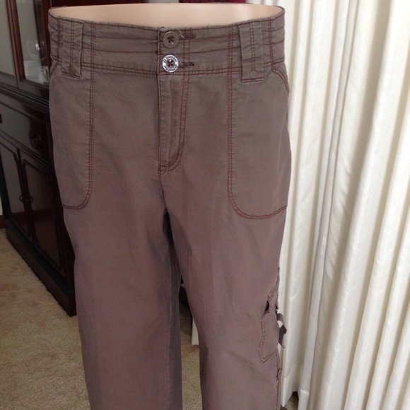 st john's bay cargo capris