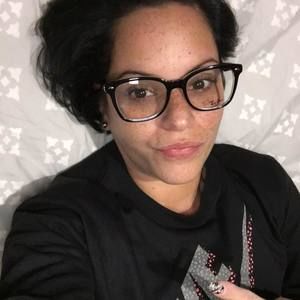 Meet your Posher, Cely