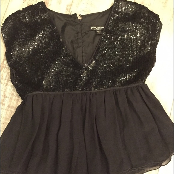 Unique and beautiful vintage betsey Johnson