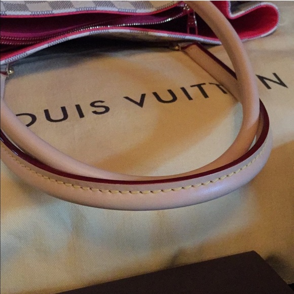 Louis Vuitton Calvi - Picture 3 of 4