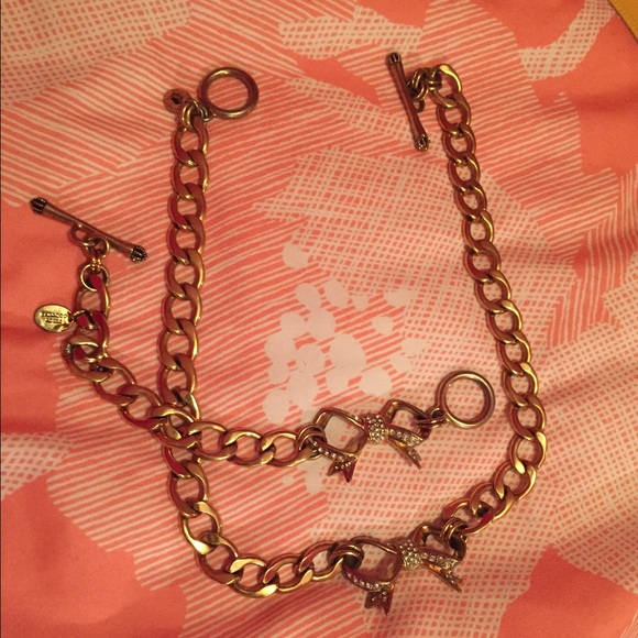 Bowtie chain and bracelet set