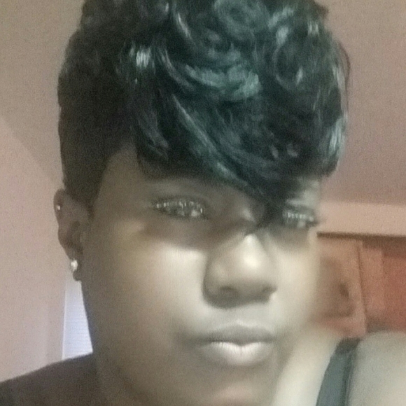 Meet your Posher, Lee - Picture 1 of 1