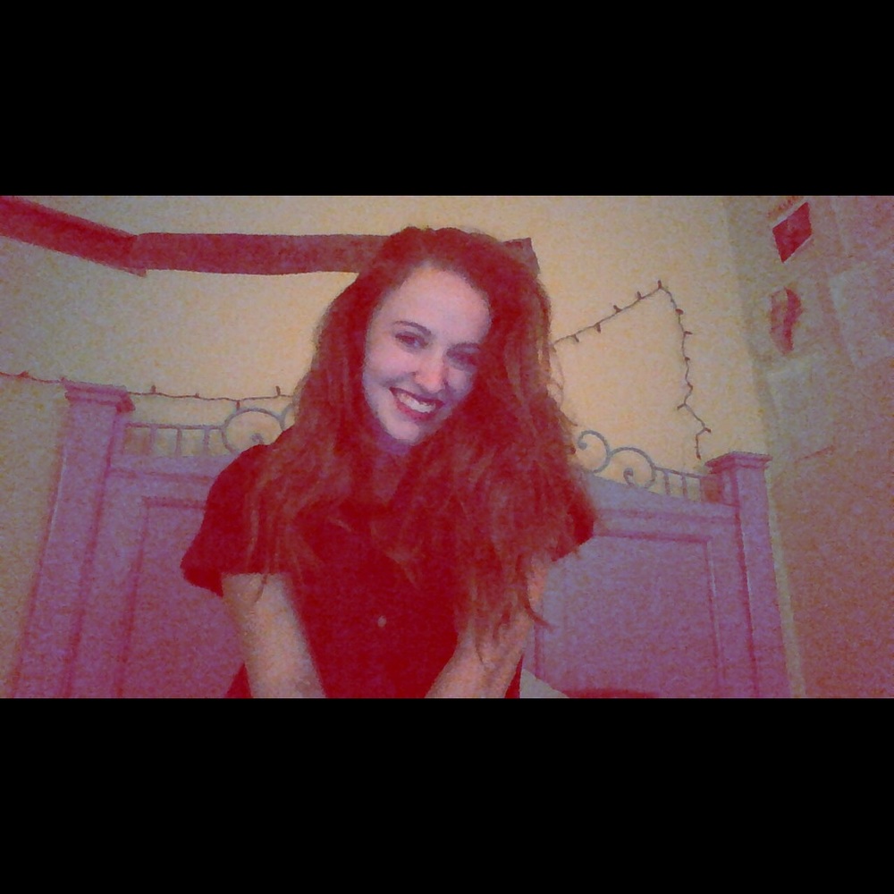 Meet your Posher, Chloe